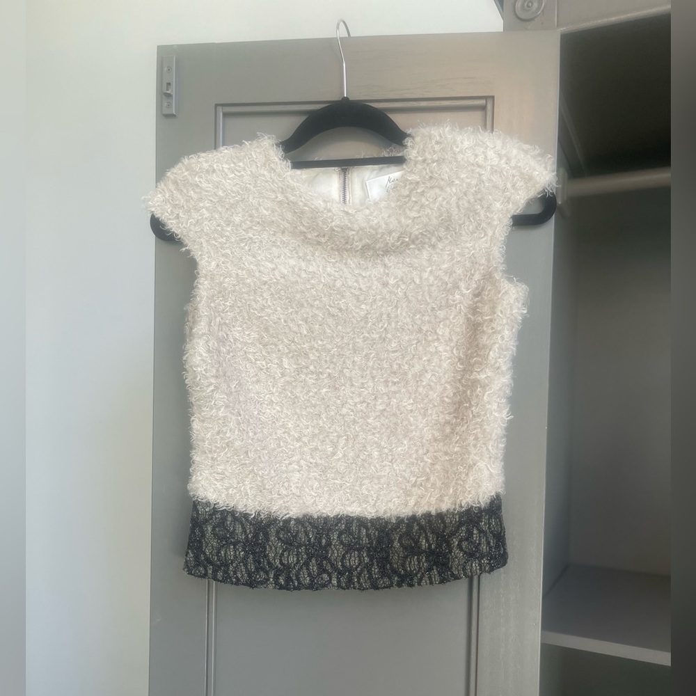 Mixed media w exposed zipper top